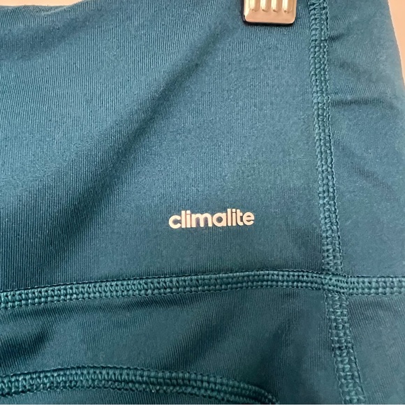 Adidas mid rise cropped leggings in teal colour - Picture 4 of 9